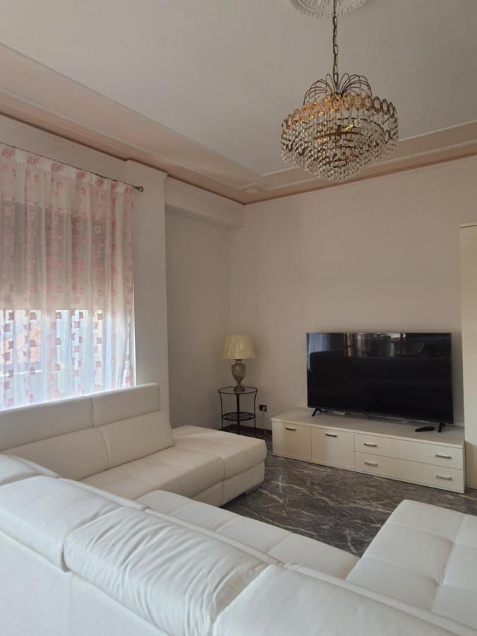 Spazioso Appartamento In Centro Citta San Benedetto del Tronto Buitenkant foto